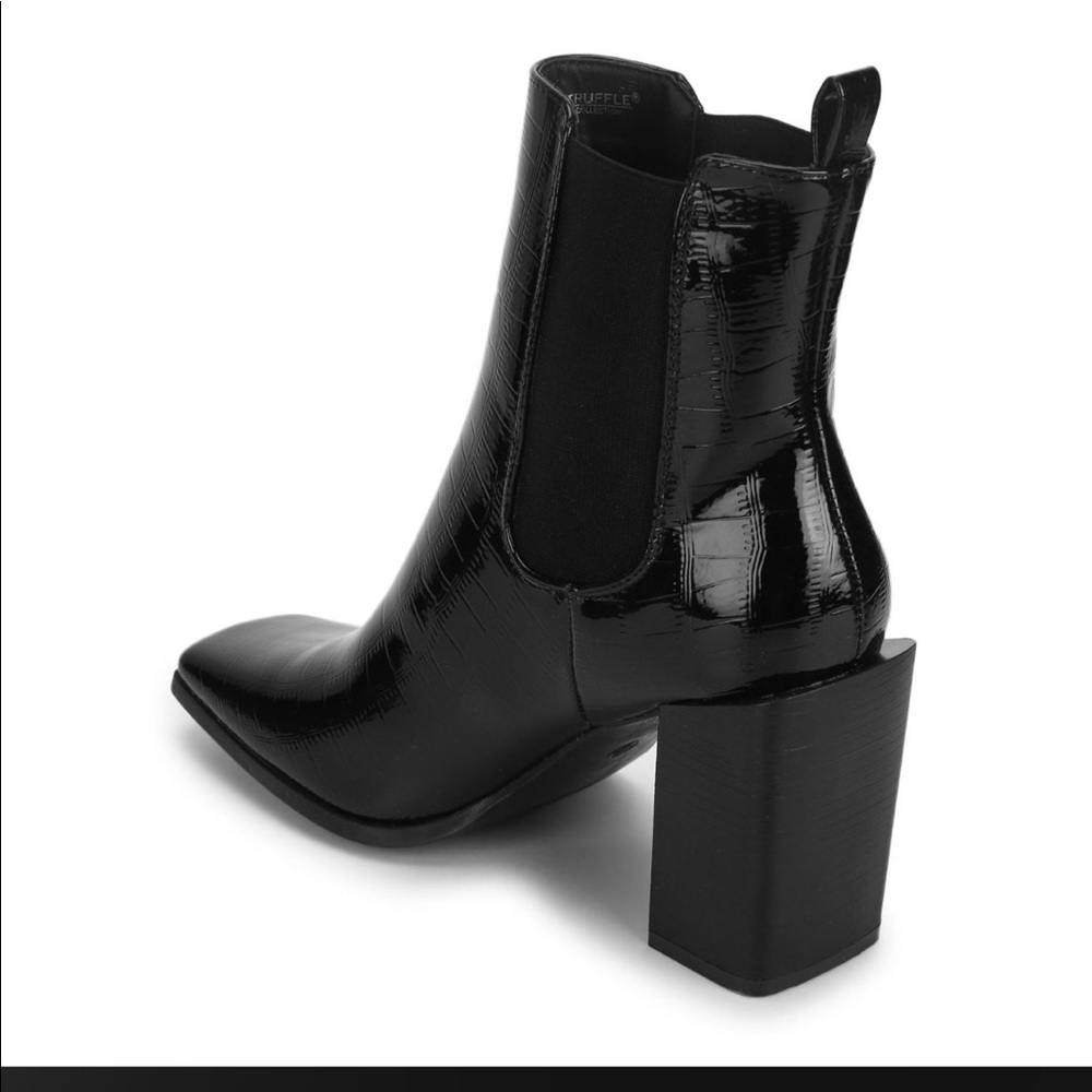 Truffle collection black ankle boots